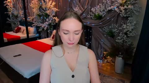 Emelie online show from December 26, 2024, 10:16 am