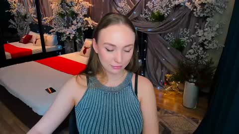 Emelie online show from December 27, 2024, 4:10 pm