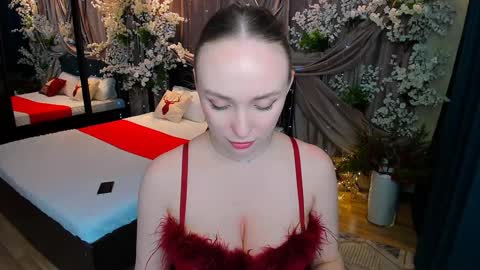 Emelie online show from December 29, 2024, 4:40 pm