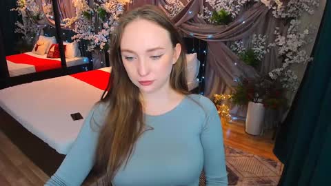 Emelie online show from January 11, 2025, 10:19 am