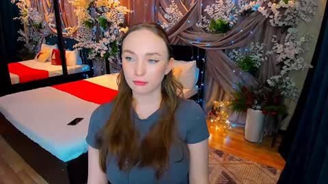 Emelie online show from January 14, 2025, 1:17 pm