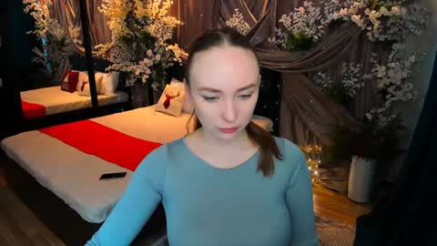Emelie online show from January 22, 2025, 10:07 am
