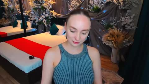 Emelie online show from February 8, 2025, 4:25 pm