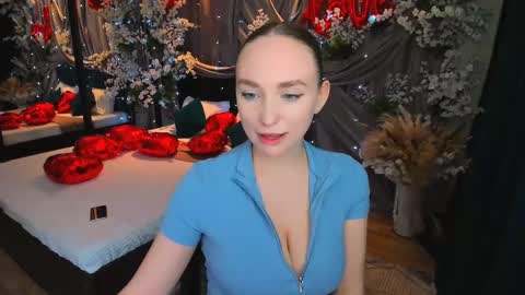 Emelie online show from February 21, 2025, 7:43 pm