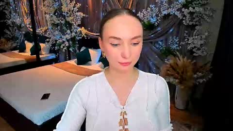 Emelie online show from March 5, 2025, 12:16 am