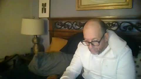 pierce702702 online show from March 8, 2025, 8:33 am