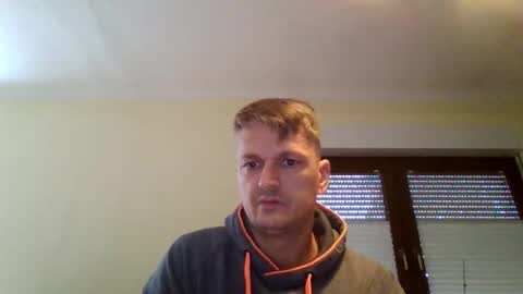 Snapshot of piercingsxxx chatting on October 23, 2025, 8:24 am piercingsxxx online show from October 23, 2025, 8:24 am