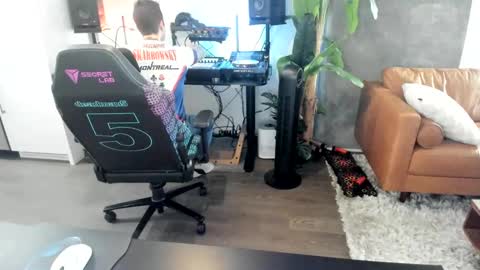 Snapshot of pierrefitch chatting on March 1, 2025, 10:53 pm Pierre Fitch online show from March 1, 2025, 10:53 pm