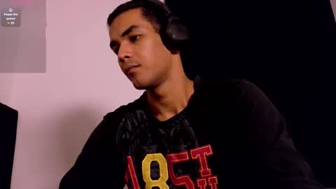 pikashuu7u7 online show from October 16, 2025, 5:41 am