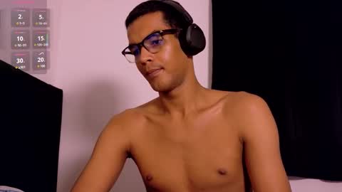 pikashuu7u7 online show from October 17, 2025, 6:16 am