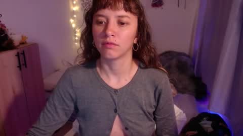 Snapshot of pikawiii chatting on December 5, 2024, 5:48 am ill be back on monday 18th of november online show from December 5, 2024, 5:48 am