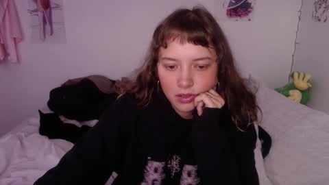 Snapshot of pikawiii chatting on February 12, 2025, 8:50 pm ill be back on monday 18th of november online show from February 12, 2025, 8:50 pm