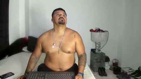 Snapshot of pikoro_gomez chatting on May 7, 2026, 1:22 am pikoro_gomez online show from May 7, 2026, 1:22 am