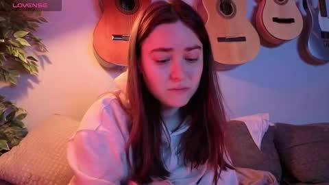 PilloGoddess online show from January 10, 2026, 8:38 am