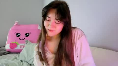Snapshot of pillogoddess chatting on June 18, 2026, 1:06 am PilloGoddess online show from June 18, 2026, 1:06 am