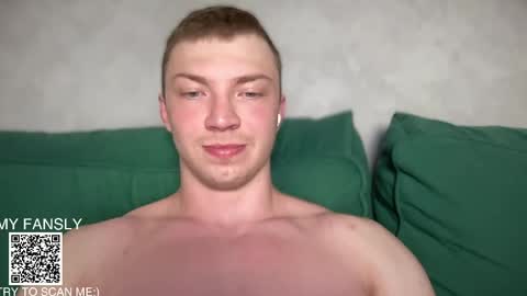 Snapshot of pimple_gang chatting on June 4, 2026, 10:05 pm Sasha online show from June 4, 2026, 10:05 pm