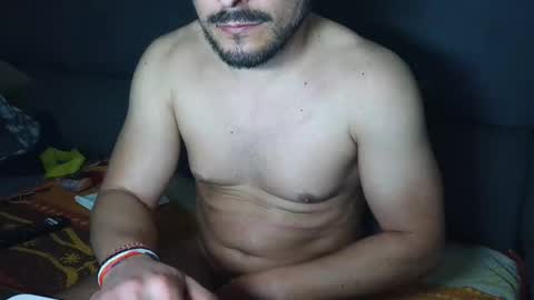 pinaro35 online show from February 19, 2025, 2:12 am