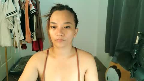 Snapshot of pinay_beauty14 chatting on April 15, 2026, 7:58 pm pinay beauty14 online show from April 15, 2026, 7:58 pm