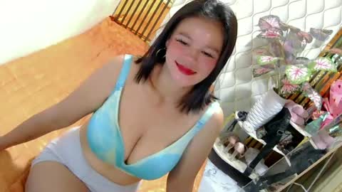 IM FLOR online show from June 23, 2026, 7:56 pm