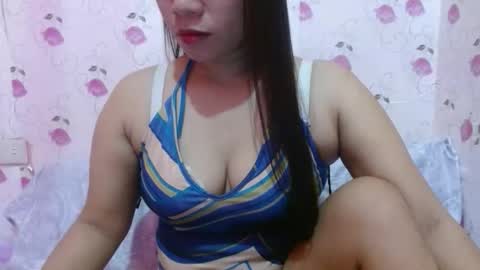 pinay_hot_mama005 online show from December 14, 2025, 4:34 pm