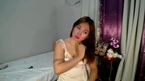 Jen online show from February 8, 2025, 3:41 am