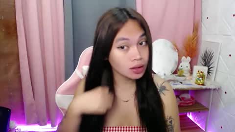 Snapshot of pinay_jenxx chatting on April 11, 2026, 10:52 am Jen online show from April 11, 2026, 10:52 am