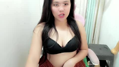 Snapshot of pinay_juliet chatting on June 24, 2026, 2:27 pm pinay_juliet online show from June 24, 2026, 2:27 pm