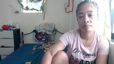pinay online show from May 15, 2026, 3:24 am