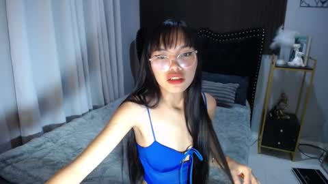 dee online show from March 7, 2025, 12:12 pm
