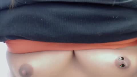 pinay_sweetgirl_ online show from October 17, 2025, 3:14 pm