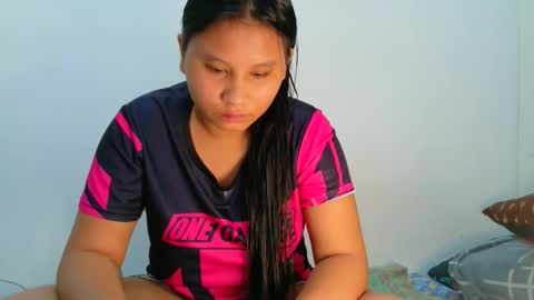 Snapshot of pinaybigboobs_69 chatting on January 14, 2026, 5:24 am just call me rose online show from January 14, 2026, 5:24 am