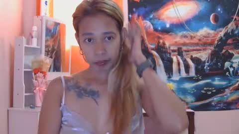 pinaymorena_renelda online show from April 3, 2026, 6:55 am