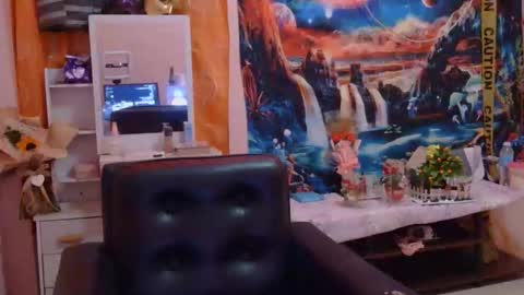 pinaymorena_renelda online show from May 7, 2026, 11:37 am