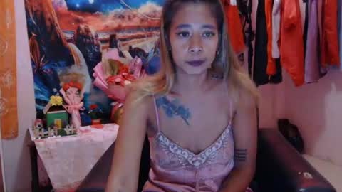 pinaymorena_renelda online show from June 25, 2026, 8:41 am