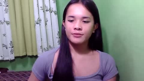 pinaymorena_rhowe online show from December 8, 2024, 1:36 pm
