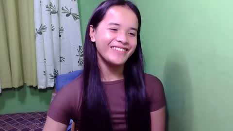 pinaymorena_rhowe online show from January 11, 2025, 1:27 am