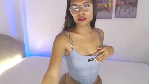 Roxy online show from October 4, 2025, 2:48 pm