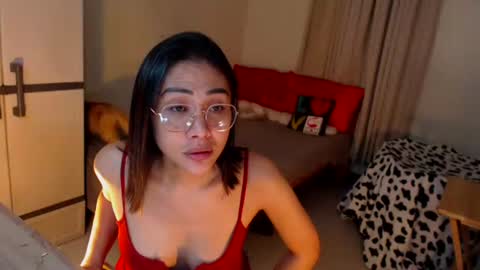 PinaySluttyAira online show from July 14, 2026, 3:11 am