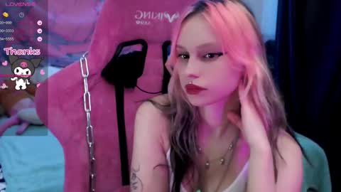Snapshot of pineapple_dope chatting on September 12, 2025, 8:53 pm Nancy online show from September 12, 2025, 8:53 pm