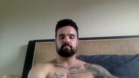 pineappleicecock online show from September 12, 2025, 5:35 pm
