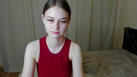 Snapshot of pink_banny chatting on June 20, 2026, 3:31 am Alex online show from June 20, 2026, 3:31 am