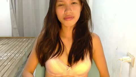 Snapshot of pink_bubbles011 chatting on May 23, 2026, 6:40 am pink_bubbles011 online show from May 23, 2026, 6:40 am