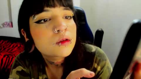 weedcandy ig y twitter xpink dustt online show from November 13, 2025, 4:00 am