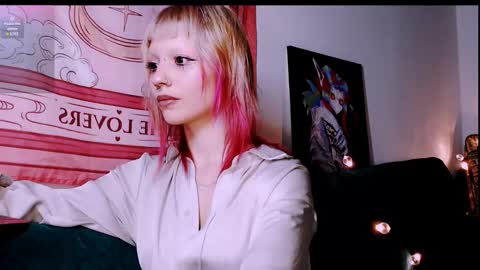 pink_k1tty online show from October 20, 2025, 7:58 pm