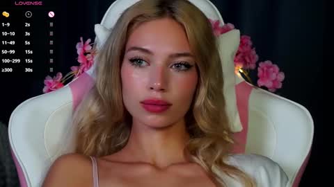 Kate online show from September 12, 2025, 5:35 pm