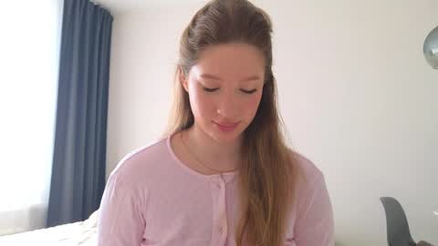   online show from April 2, 2026, 3:04 am