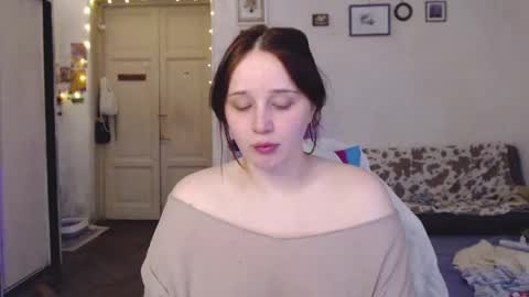 Snapshot of pink_soup chatting on April 27, 2026, 5:44 pm Sony online show from April 27, 2026, 5:44 pm