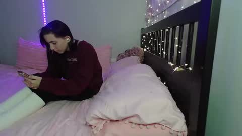 pink_tv online show from October 30, 2025, 1:29 am