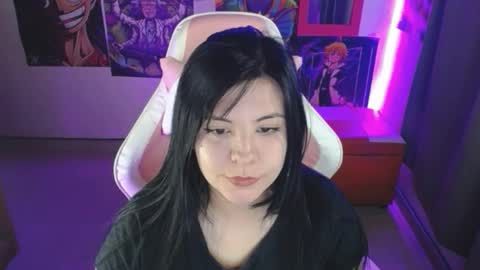 pink_yuii online show from November 27, 2025, 10:45 pm