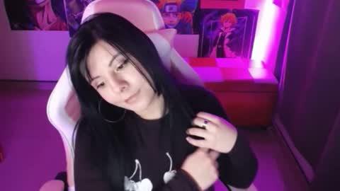 pink_yuii online show from February 9, 2026, 11:20 pm